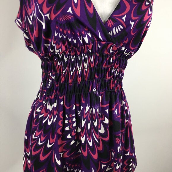 TRINA TURK Low V Neck MultiColor Logo Print 100% Silk Shirred Waist V Neck Top - Picture 7 of 8